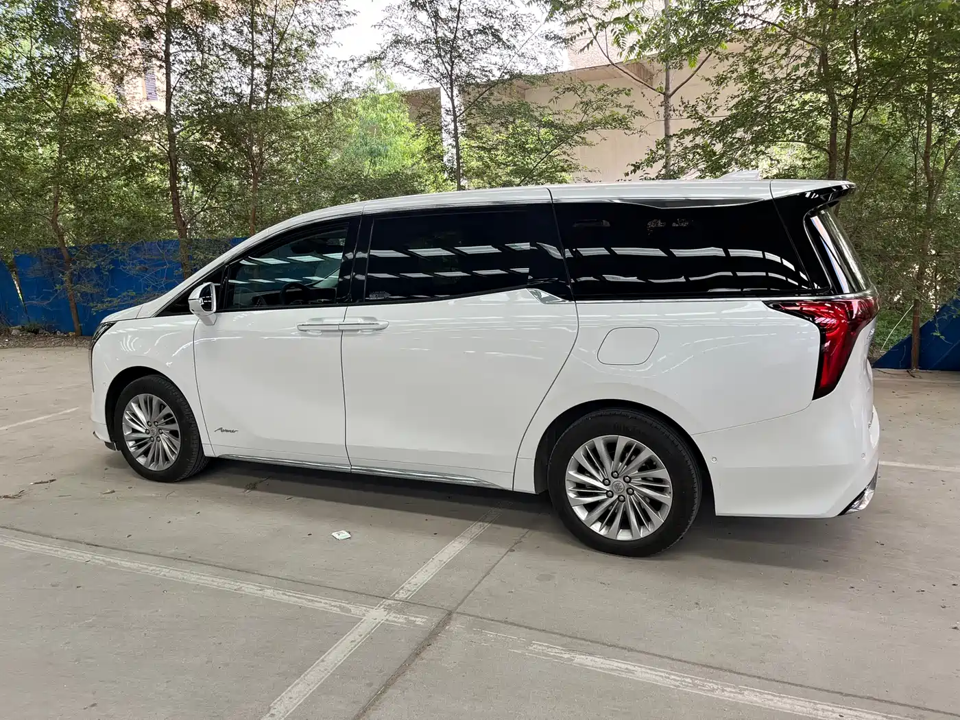 Buick Century 2023 2.0T 7-Seater World Edition фото 34