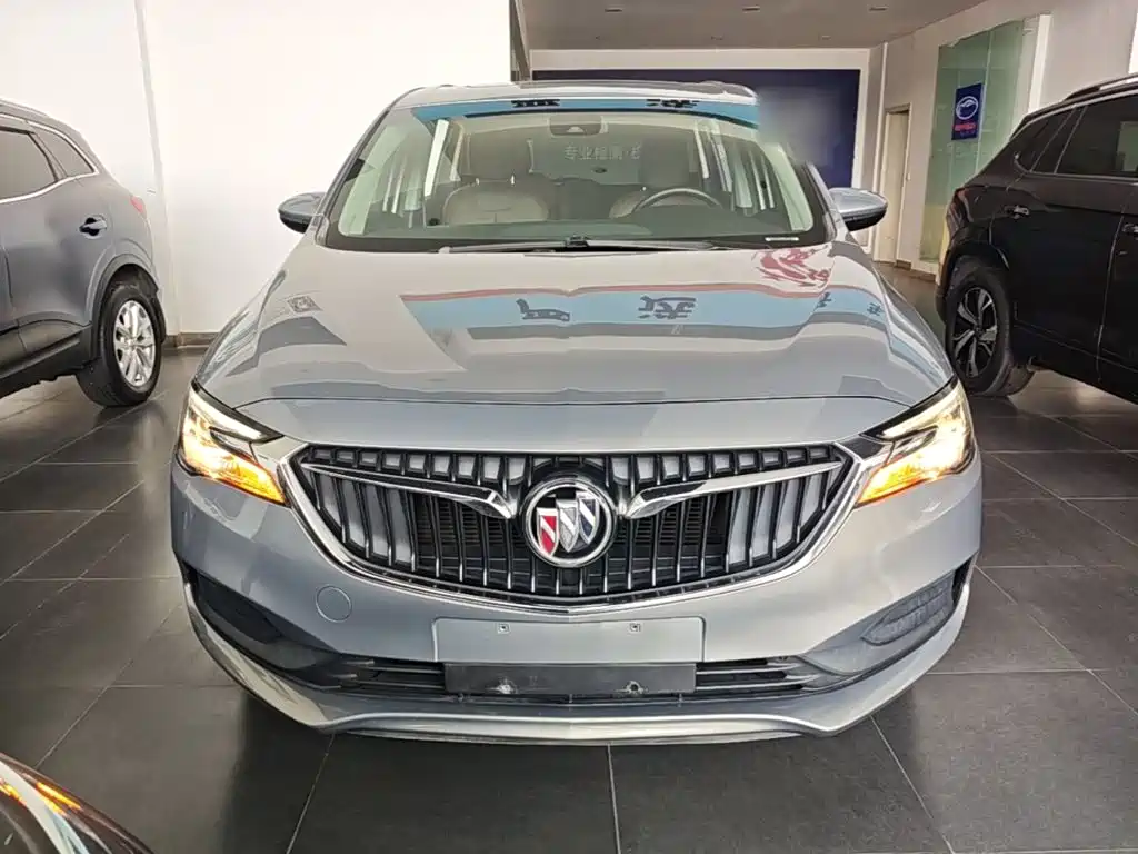 Фото 3 - Buick GL6