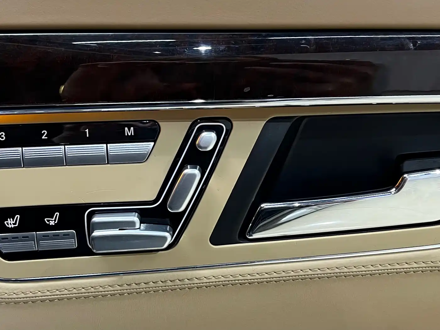 Mercedes-Benz S-Class 2012 S 600 L Grand Edition фото 21