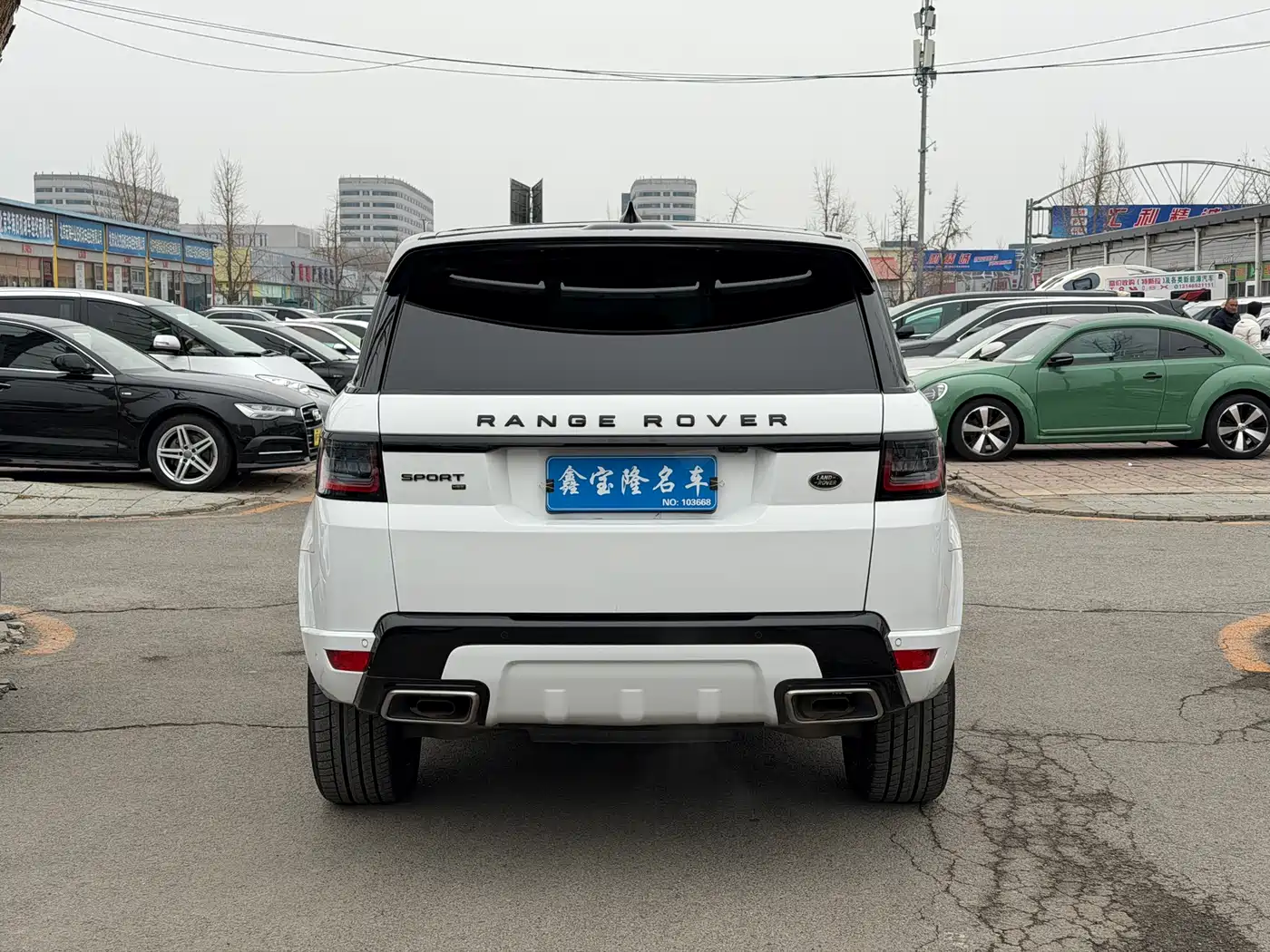 Land Rover Range Rover Sport 2022 3.0 L6 Gloss Black Edition фото 3