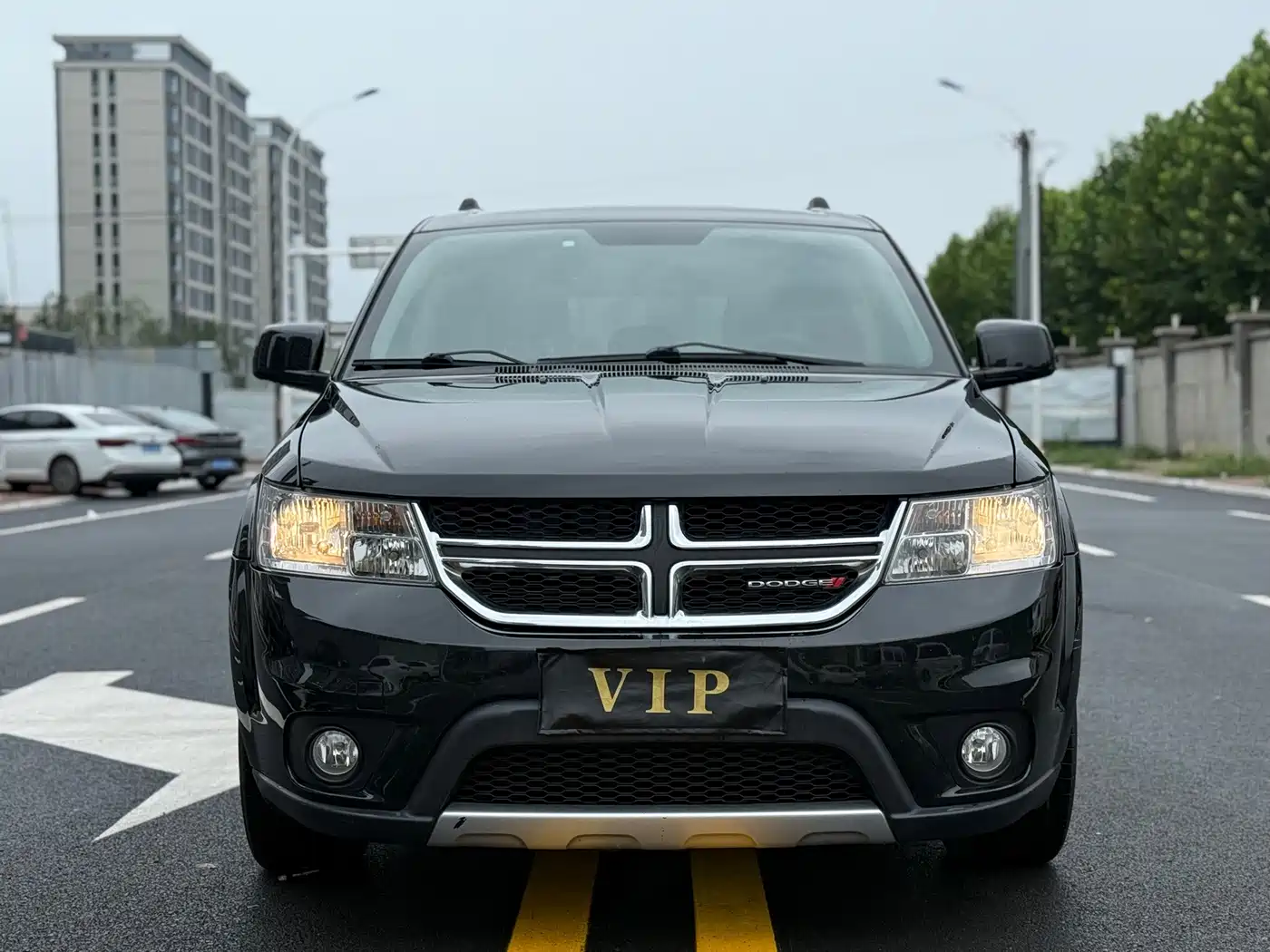 Dodge Journey 2013 2013 Model 2.4L 2WD Premium Edition