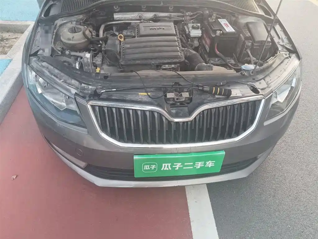 Škoda Octavia 2015 1.6L Automatic逸杰版 фото 17