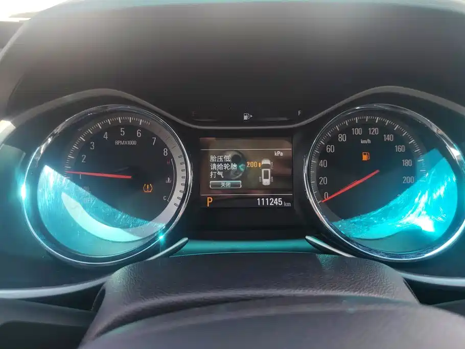 Chevrolet Volando 2023 2020 Mild Hybrid Redline 530T Automatic Premium Edition (5+2 seater)