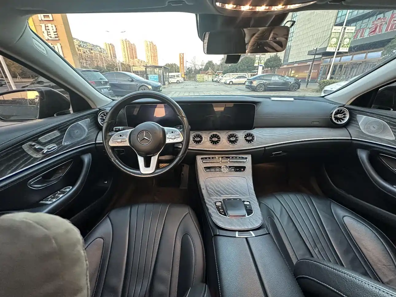 MERCEDES-BENZ CLS