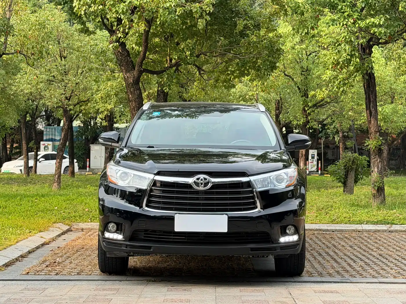 Toyota Highlander 2017 2.0T 4WD Premium 7-Seater фото 2