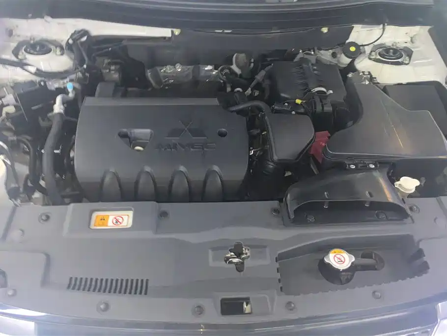 Mitsubishi Outlander 2019 2.0L 2WD Enjoy Edition 5-seater China V фото 10