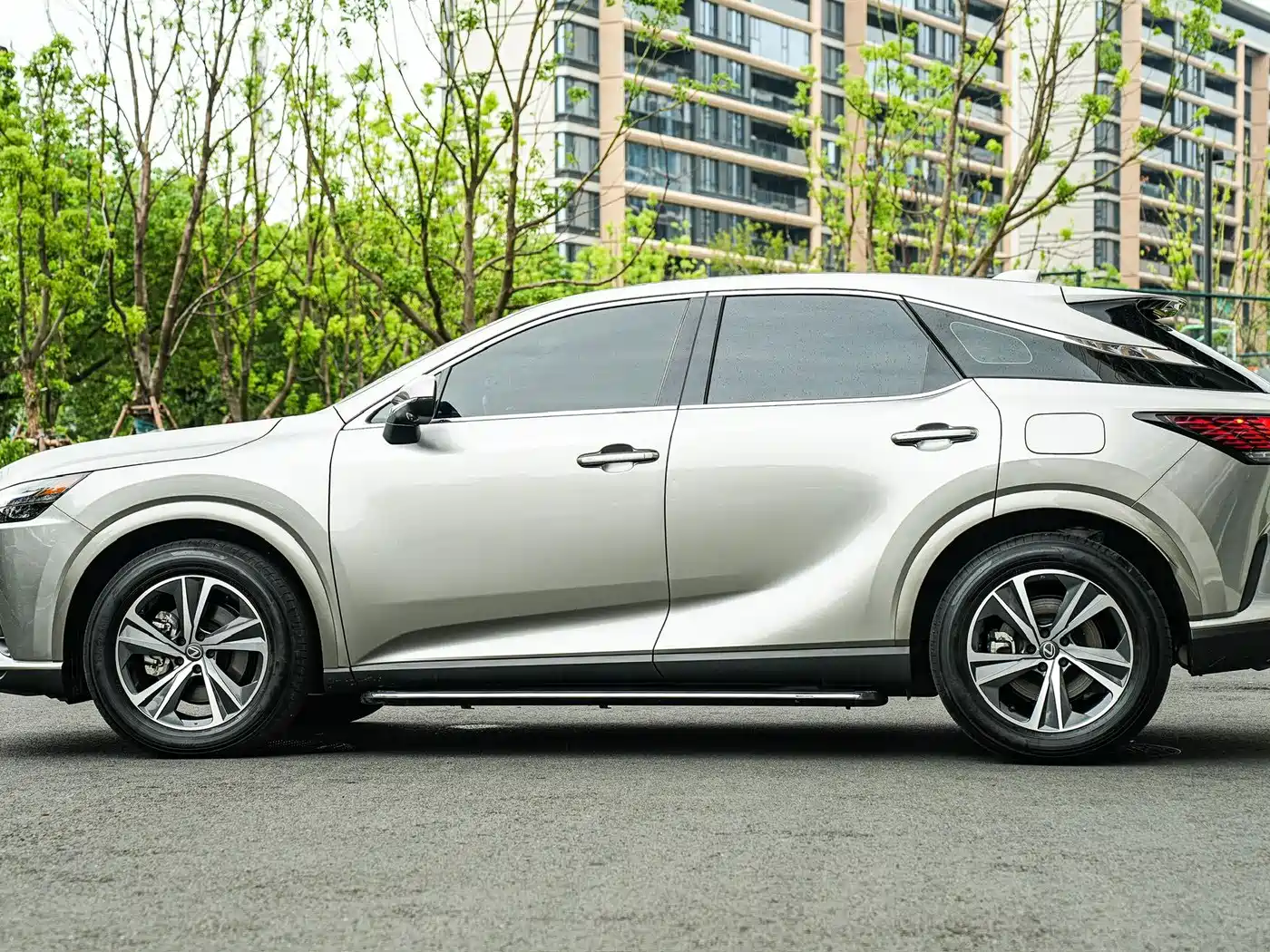 Lexus RX 2026 2025 350h 2WD Joy Edition
