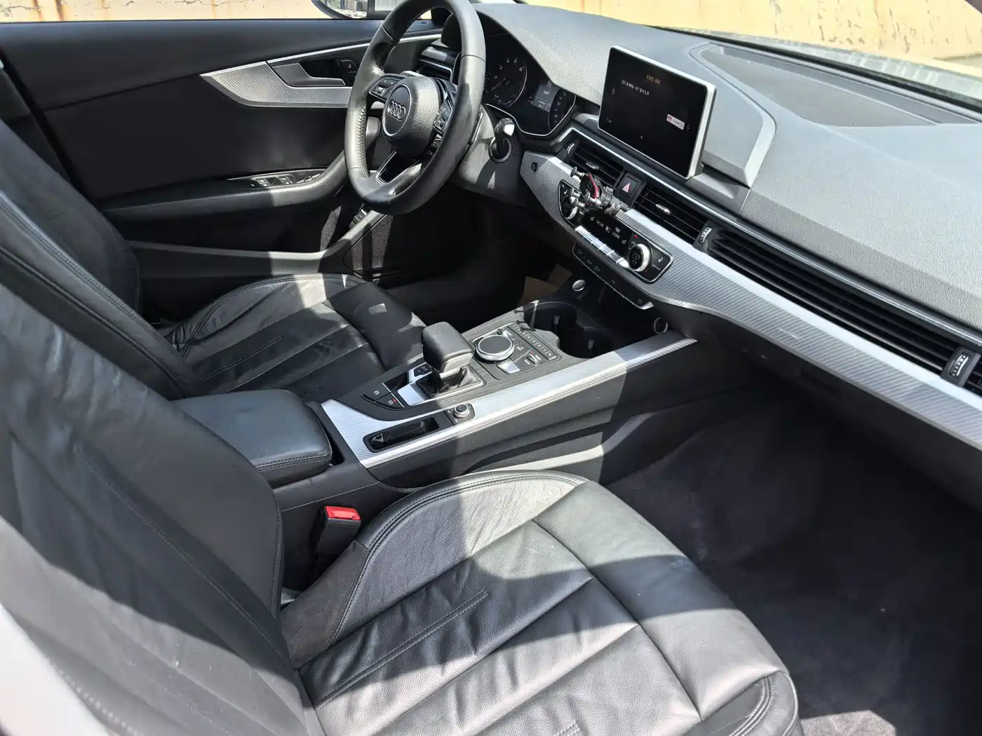 Audi A4L 2018 30th Anniversary 40 TFSI Fashion фото 33