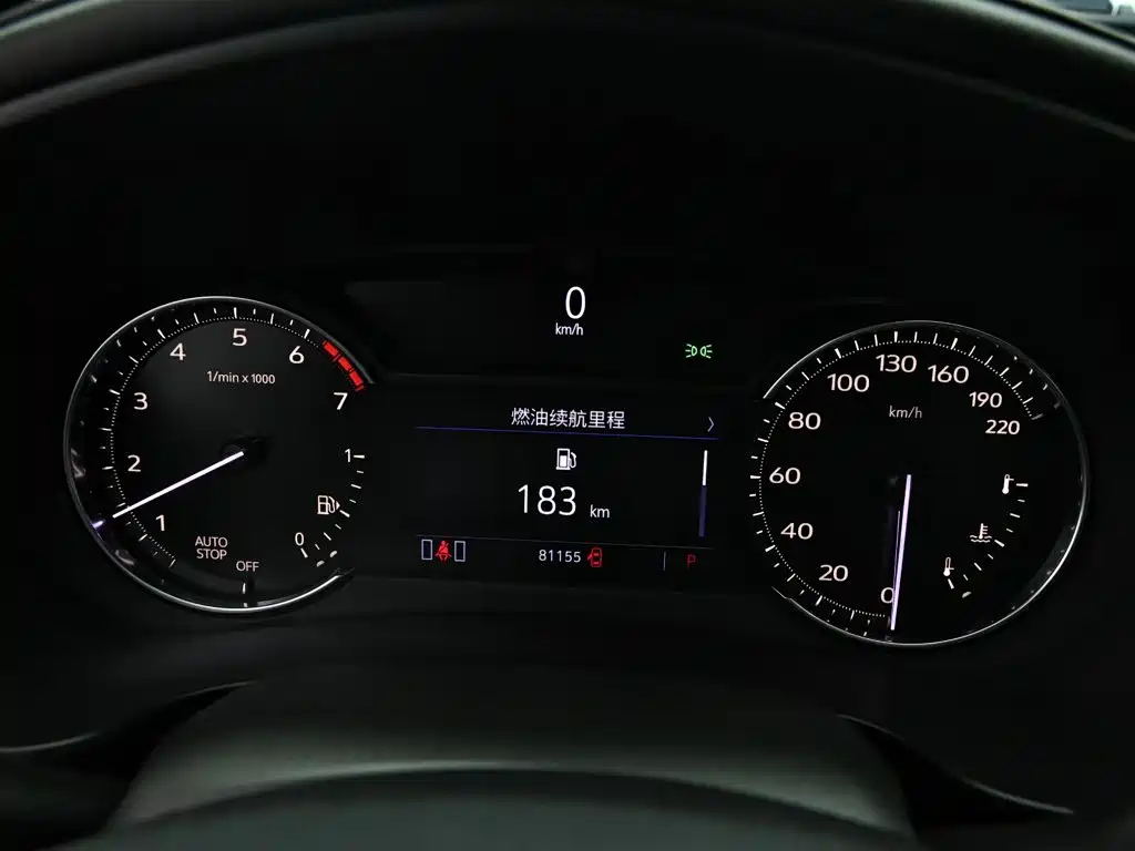 Photo 14 - Cadillac XT4