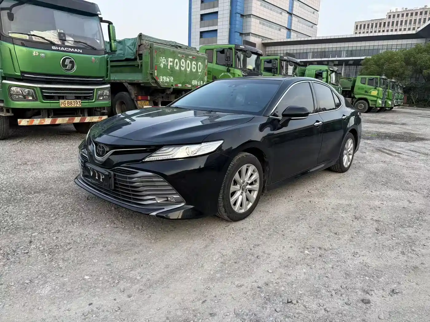 Фото 3 - Toyota Camry