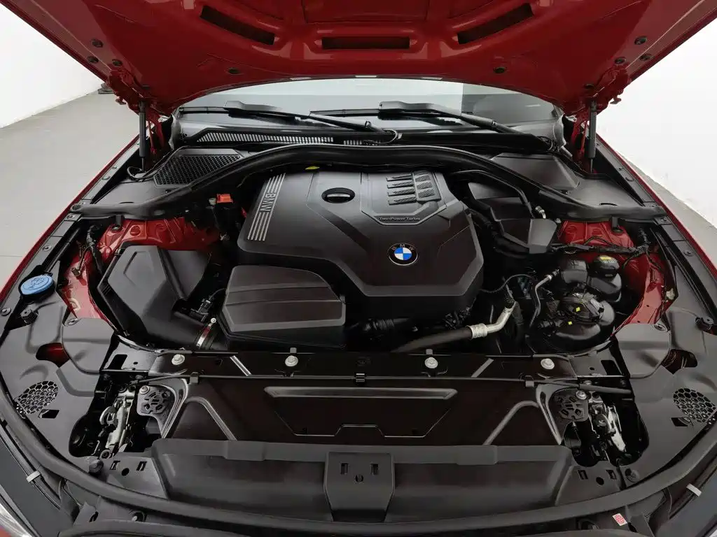 صورة 6 - BMW 3 Series