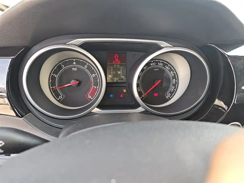 MG Roewe RX5 2016 2015 1.5TGI TST Luxury Edition
