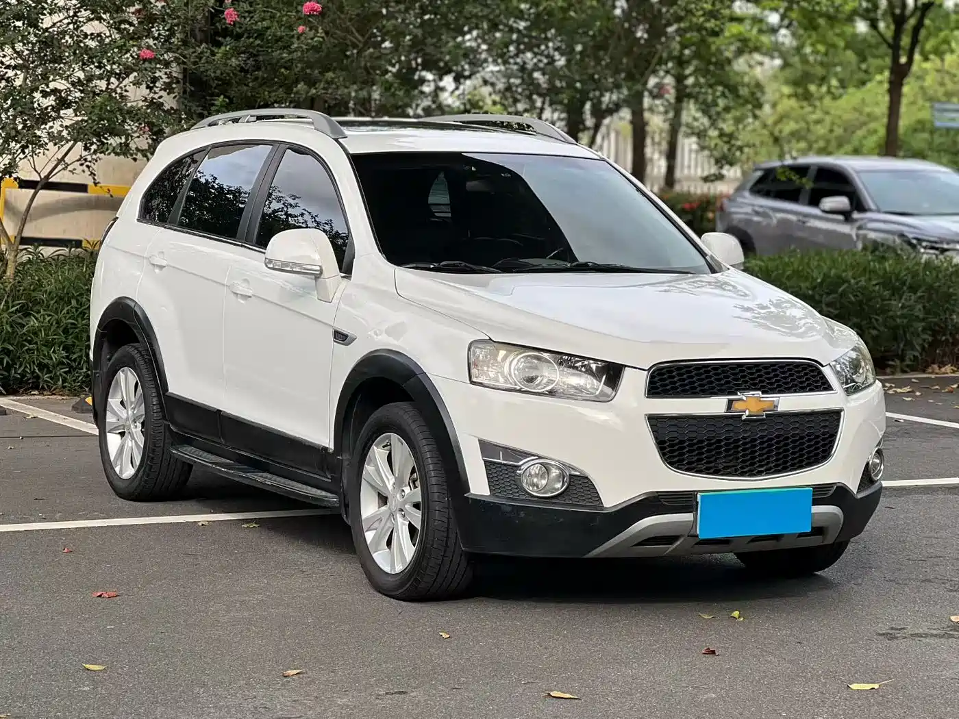 Chevrolet Captiva 2013 2014 2.4L 4WD Flagship 7-seater