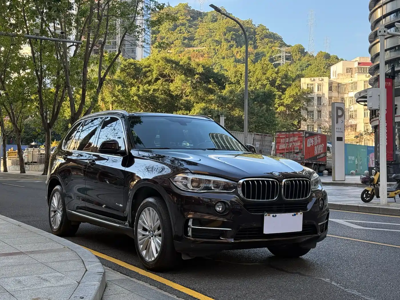 BMW X5 (Import) 2017 xDrive28i фото 2