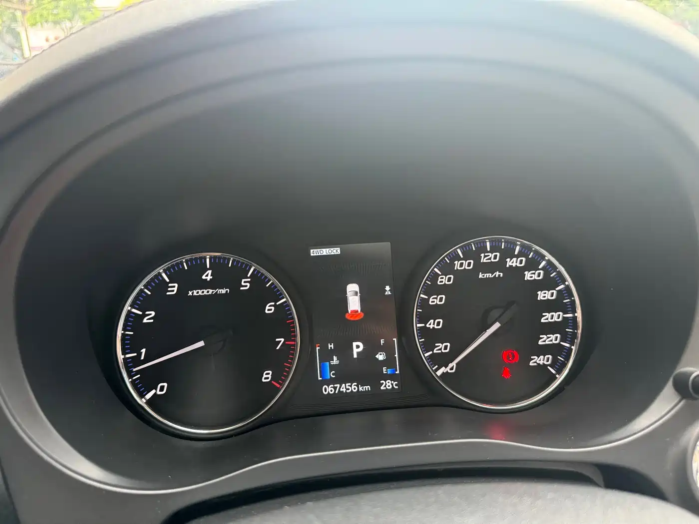 Mitsubishi Outlander 2018 2.4L 4WD Elite Edition 5-seater фото 14