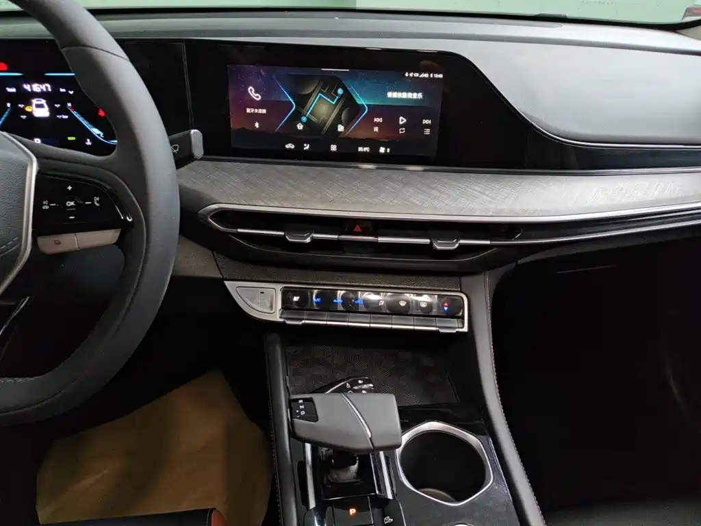 Changan Eado 2024 2023 Enjoy Edition PLUS Blue Whale NE 1.4T GDI DCT Premium Edition