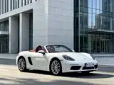 Photo 2 - Porsche 718