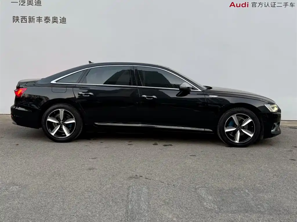 Audi A6L 2023 40 TFSI Luxury Elegance фото 3
