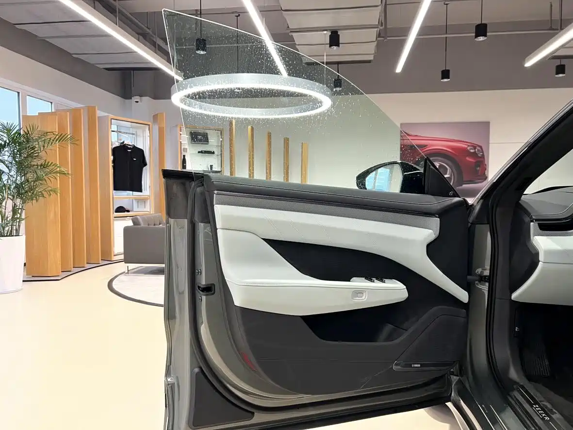 ZEEKR EXTREME KRYPTON 001