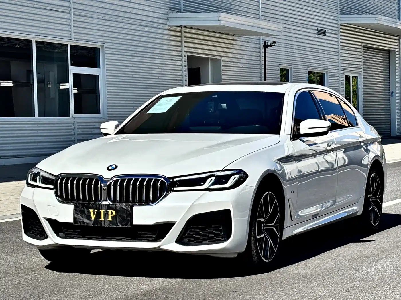 BMW 5-SERIES