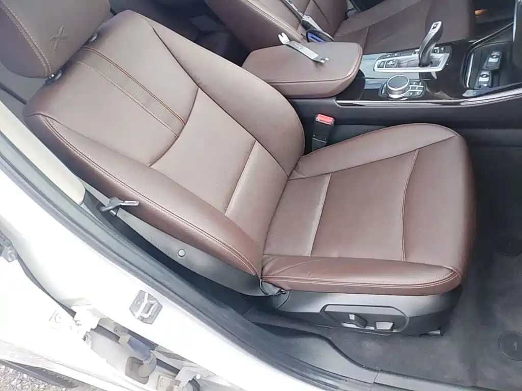 Photo 25 - BMW X3 (Import)