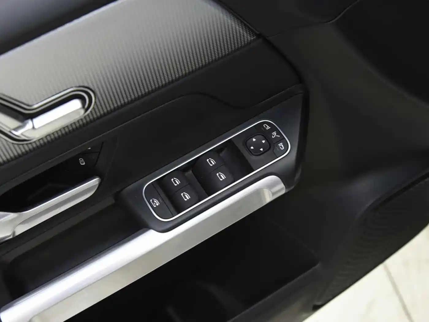 Mercedes-Benz GLB 2022 Facelift II GLB 200 Style фото 13