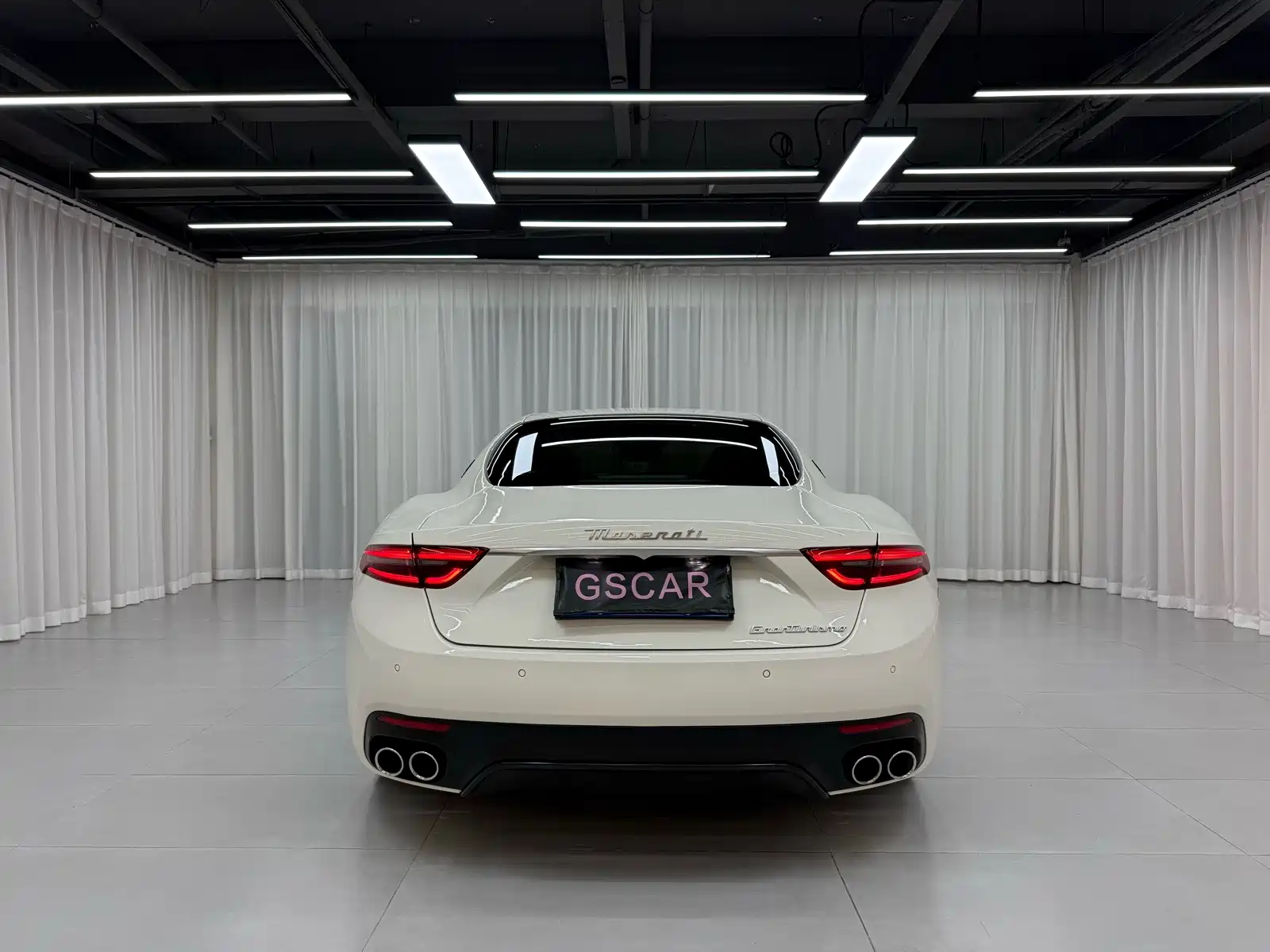 Photo 3 - Maserati GranTurismo
