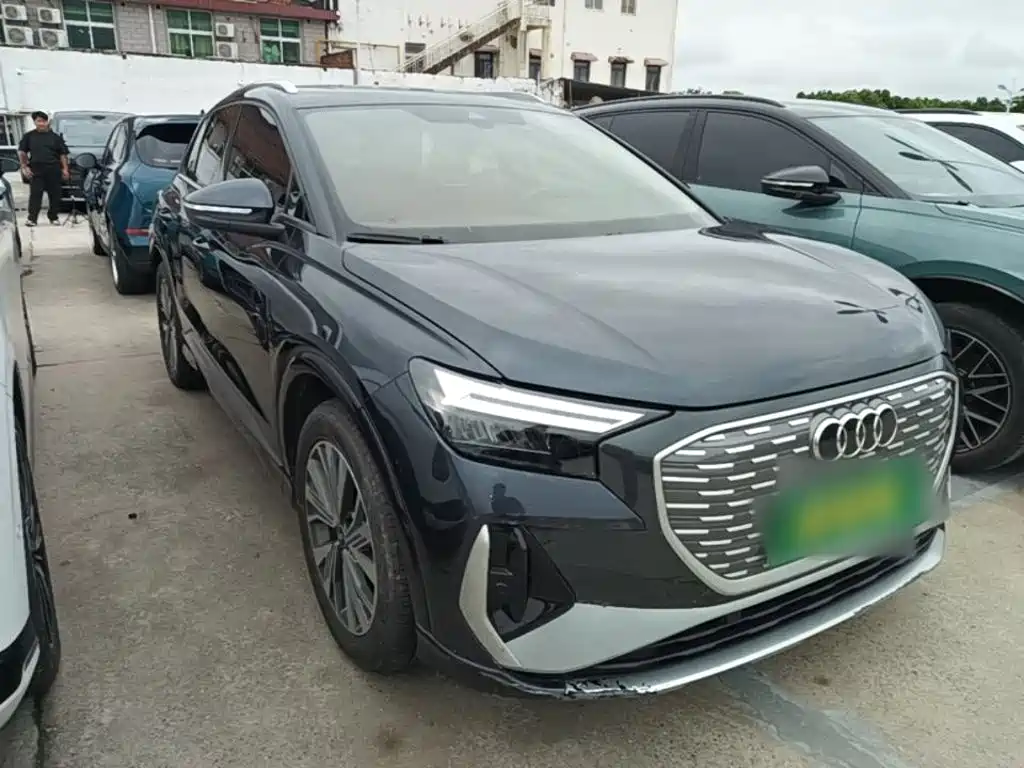Audi Q4 e-tron 2023 2023 40 e-tron Pioneer Edition