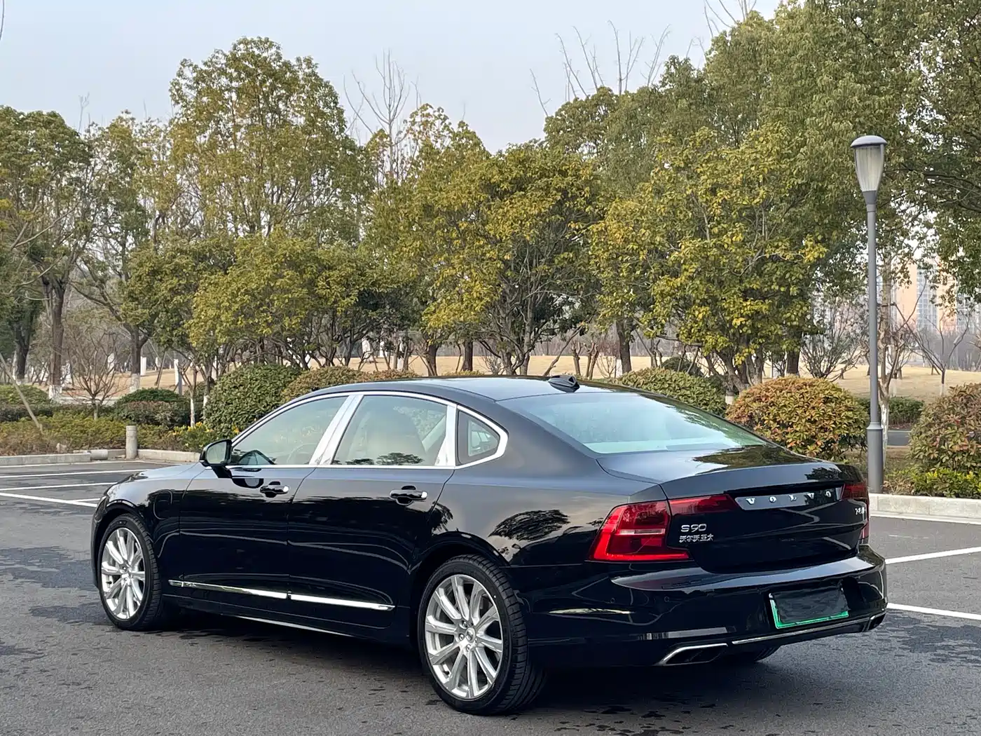 VOLVO S90 PLUG IN HYBRID