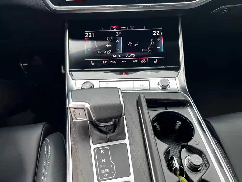 Audi A6L 2025 Model Year Facelift 45 TFSI quattro Premium Sport фото 9