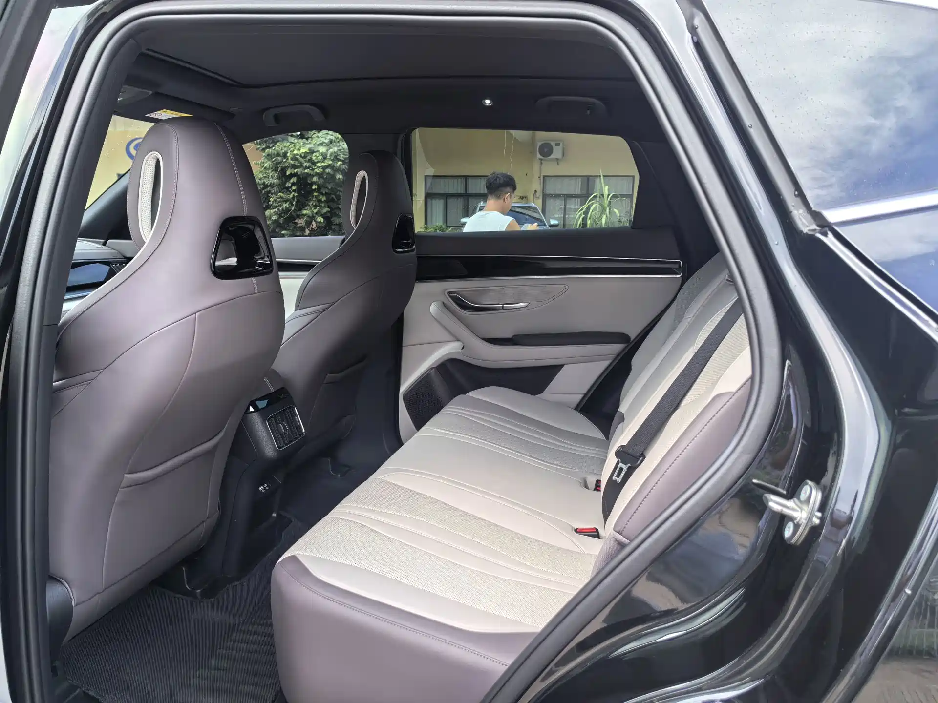 Photo 9 - BYD Song PLUS PHEV