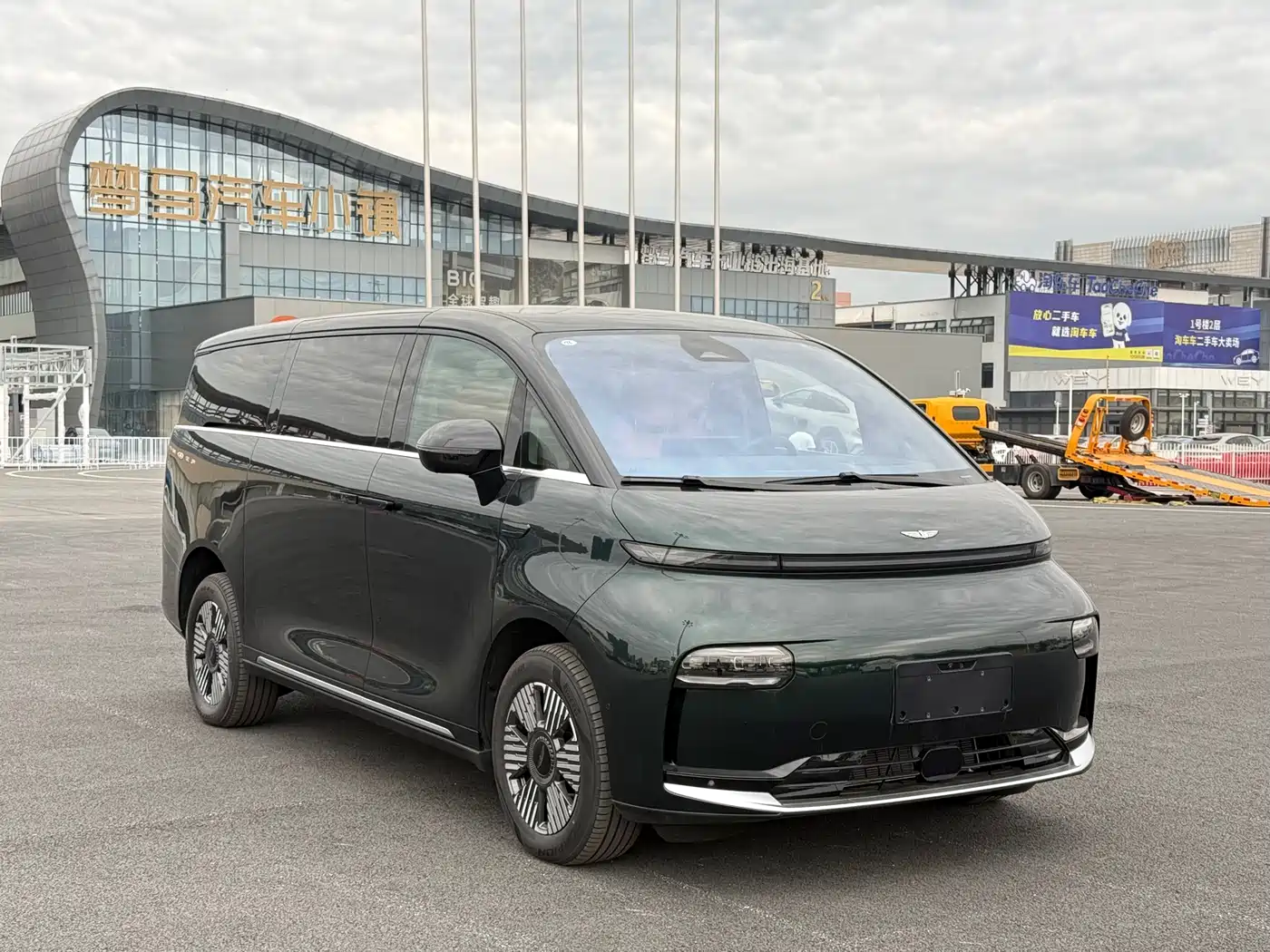 GEELY GALAXY WING TRUE L380