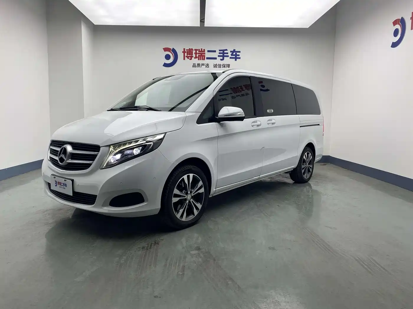 Mercedes-Benz V-Class 2016 V 260 Navigator
