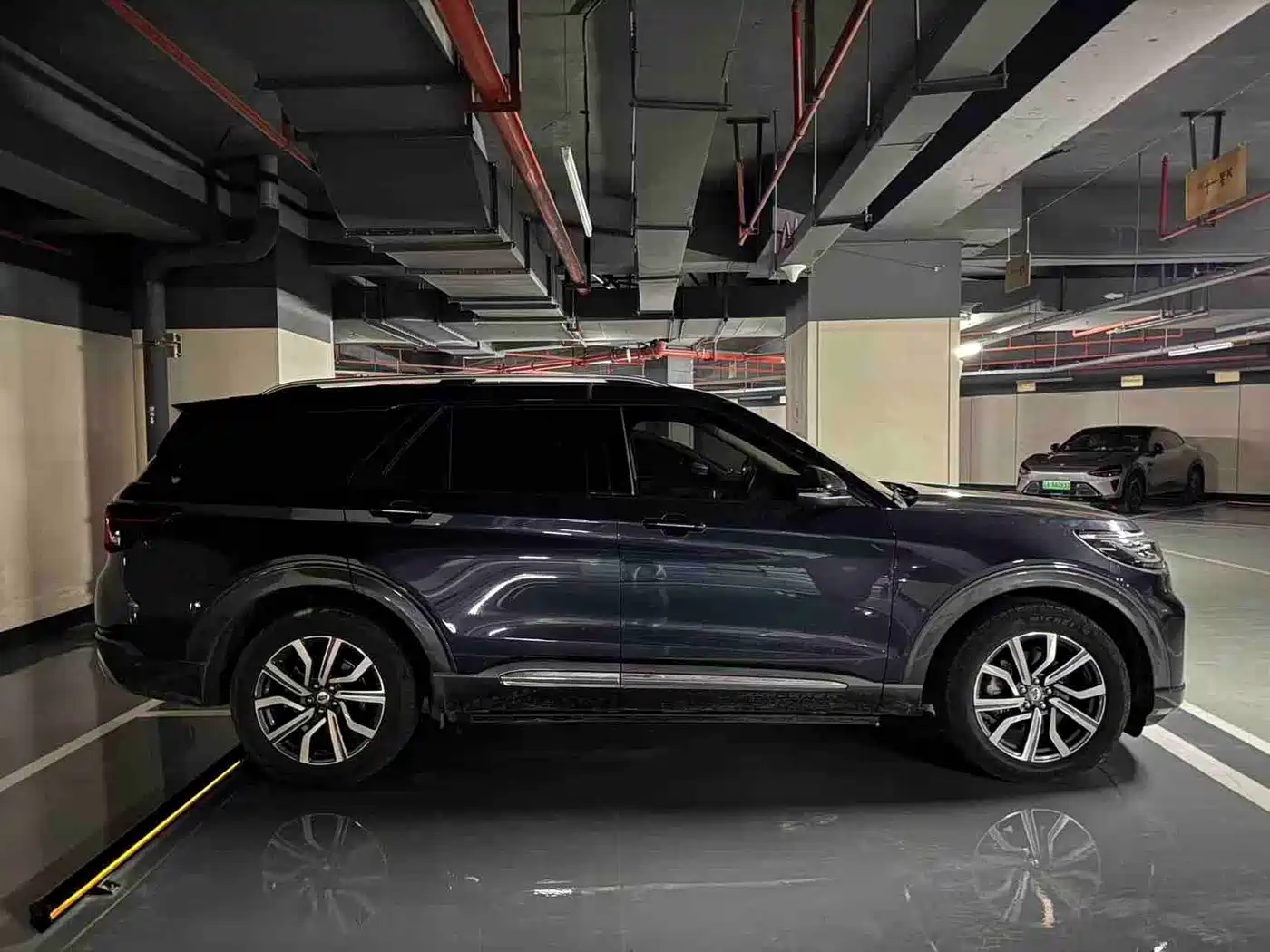 Ford Explorer 2024 2023 EcoBoost 285 AWD Titanium Edition 7-Seater