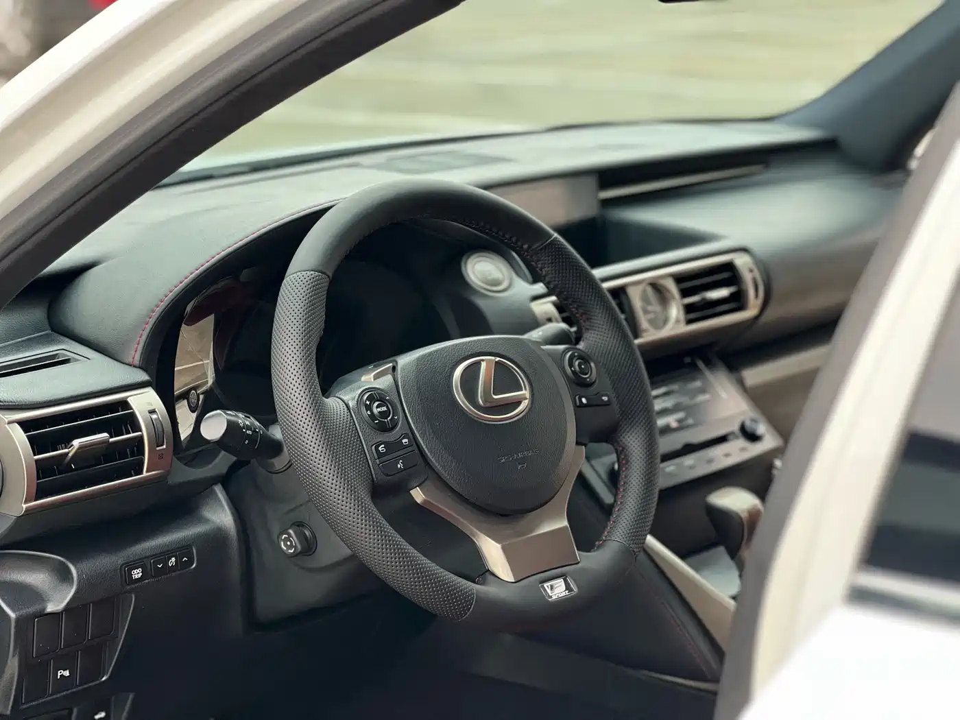 Lexus IS 2013 250 F SPORT фото 19
