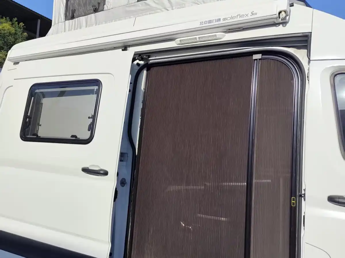 SAIC Maxus MAXUS V90 RV 2023 Model Active Lifestyle фото 21
