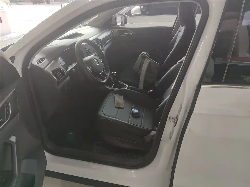 Volkswagen T-Cross 2019 280TSI DSG Comfort Edition фото 15