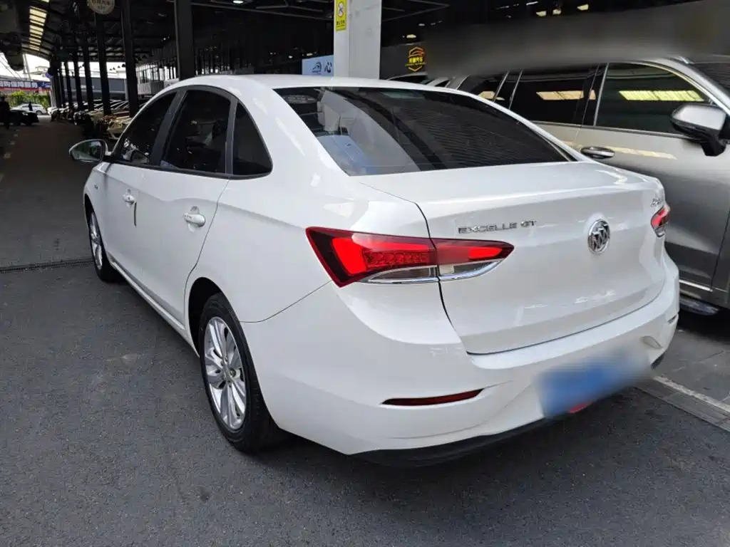 Buick Excelle 2021 Facelift 1.3T Auto Mild Hybrid Progressive фото 5