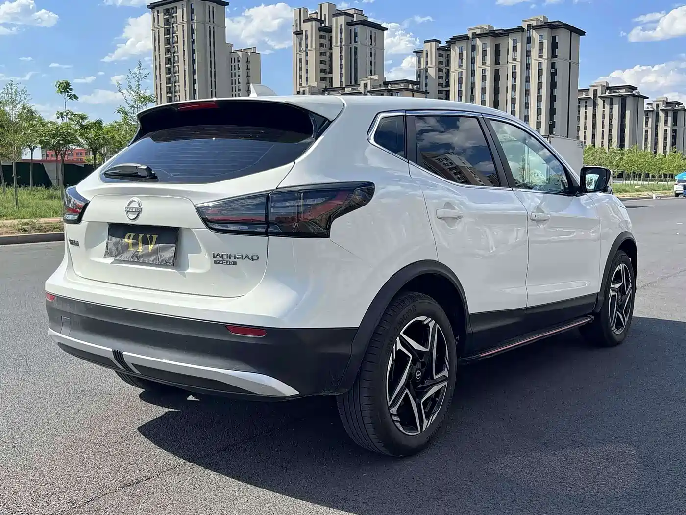 Nissan Qashqai 2026 2025 Facelift Honor 2.0L CVT XV+ Leading Edition