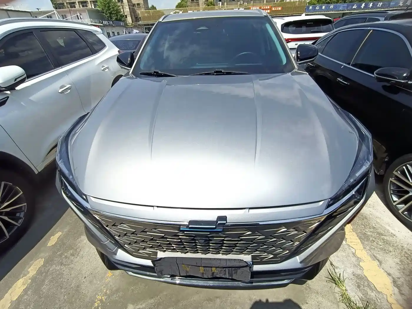 صورة 2 - Changan Oshan Z6