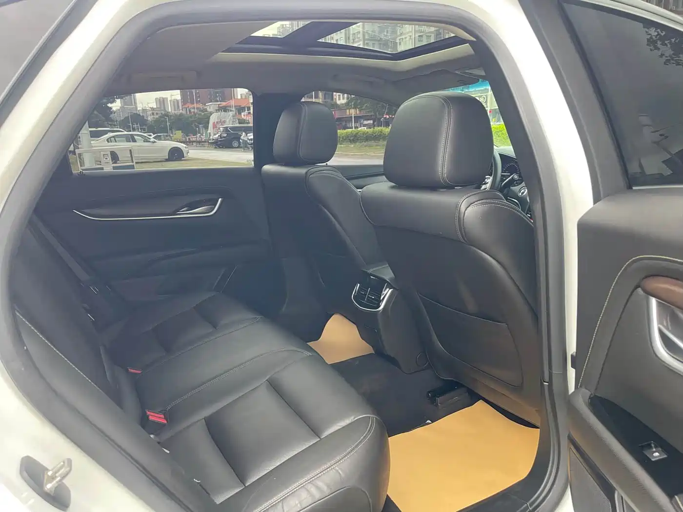 Cadillac XTS 2018 28T Elite фото 12