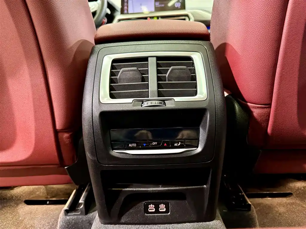 BMW X3 2023 Facelift xDrive30i Leading M Night Package фото 21