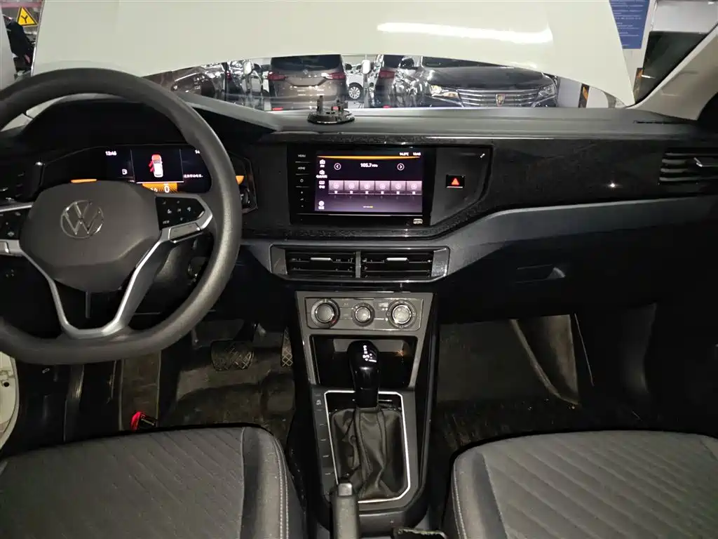 Volkswagen Lavida 2023 New Sharp 1.5L Auto Premium Edition фото 9
