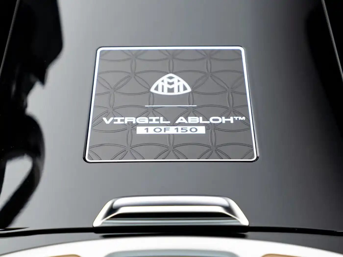 Mercedes-Benz Maybach S-Class 2022 S 680 4MATIC Virgil Abloh Limited Edition фото 5