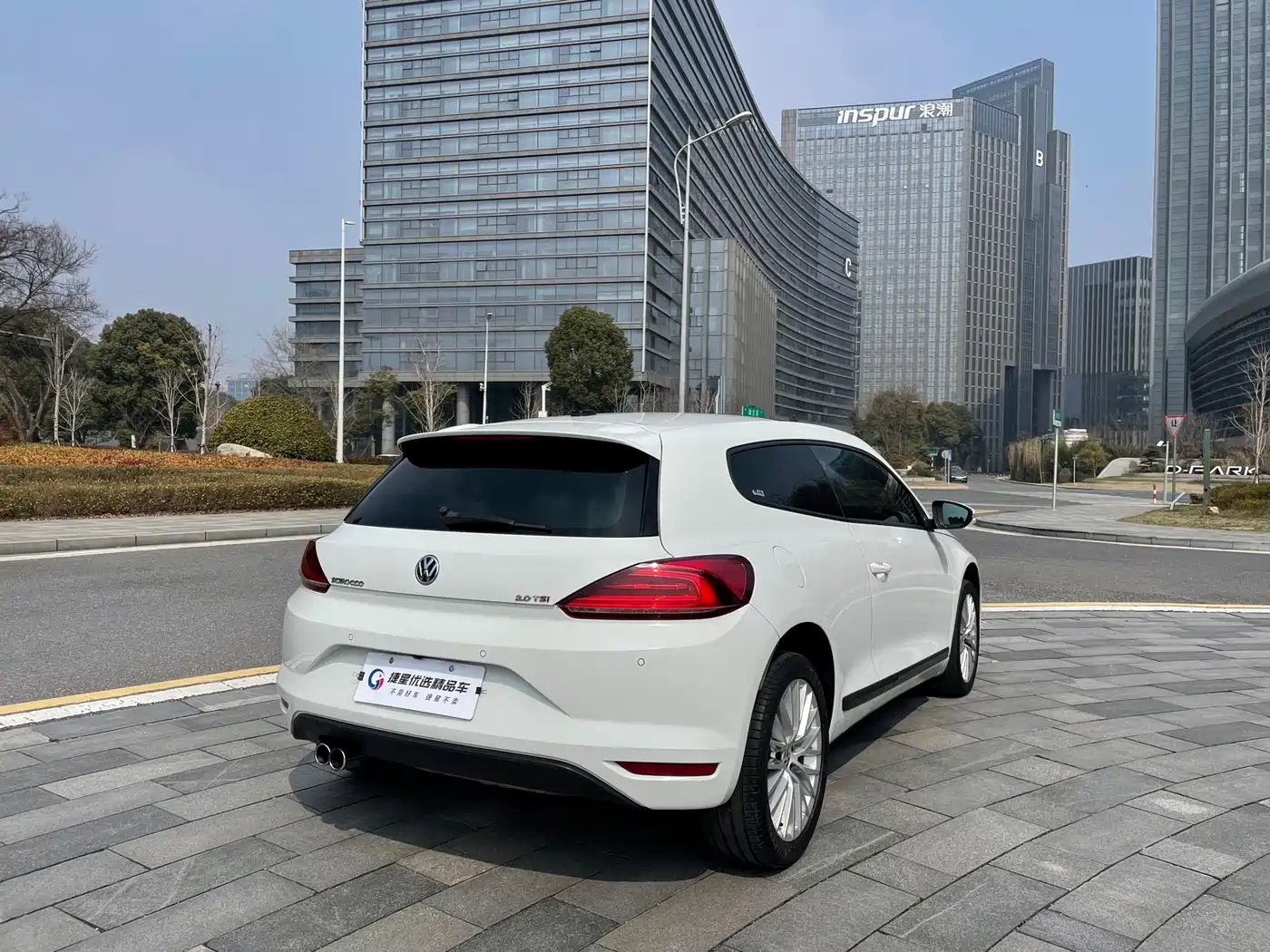 Volkswagen Scirocco 2015 2.0TSI Luxury Edition фото 6