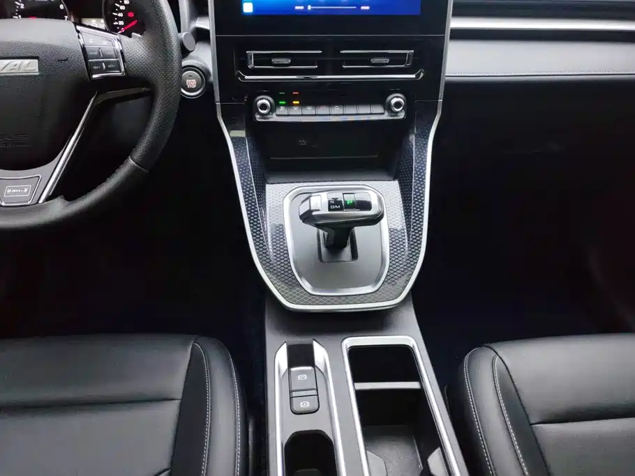 Haval M6 2023 2023 PLUS 1.5T DCT Luxury Smart Connect