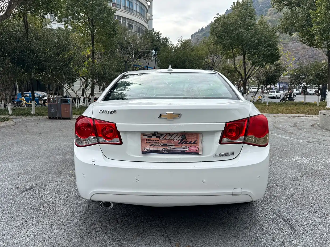 Chevrolet Cruze 2013 Model 1.8L SE AT фото 4