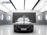 صورة 2 - Mercedes-Benz E-Class