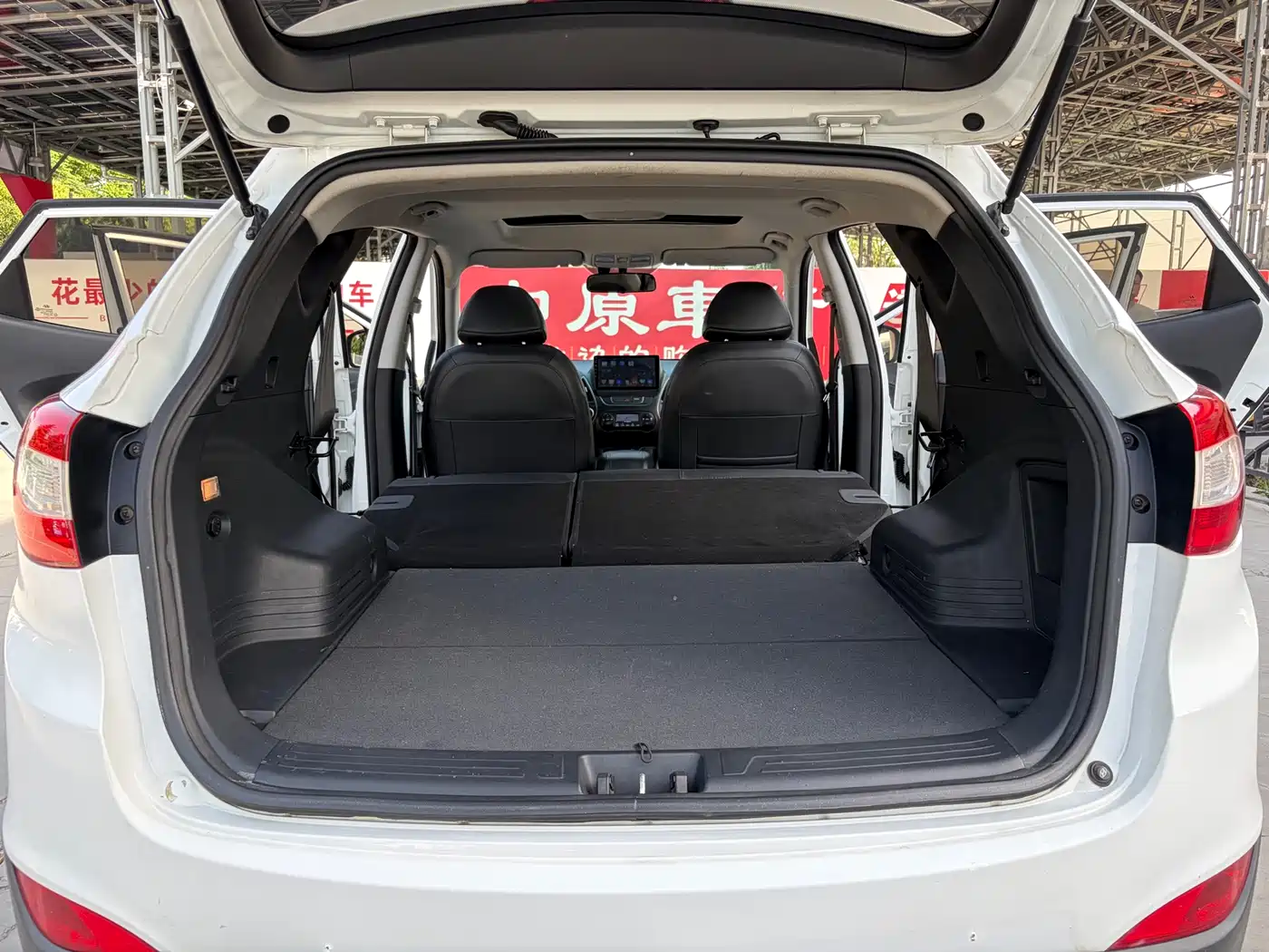 Hyundai Beijing Hyundai ix35 2013 2.0L Auto 2WD Smart GLS China IV фото 14