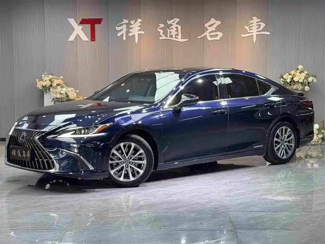 Lexus ES 300h, Совершенство